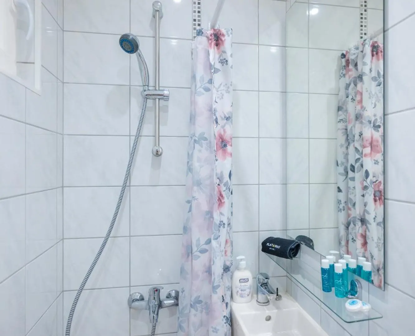 1Bd Flat With Desk On Russian Monument Square Apartment Sofia