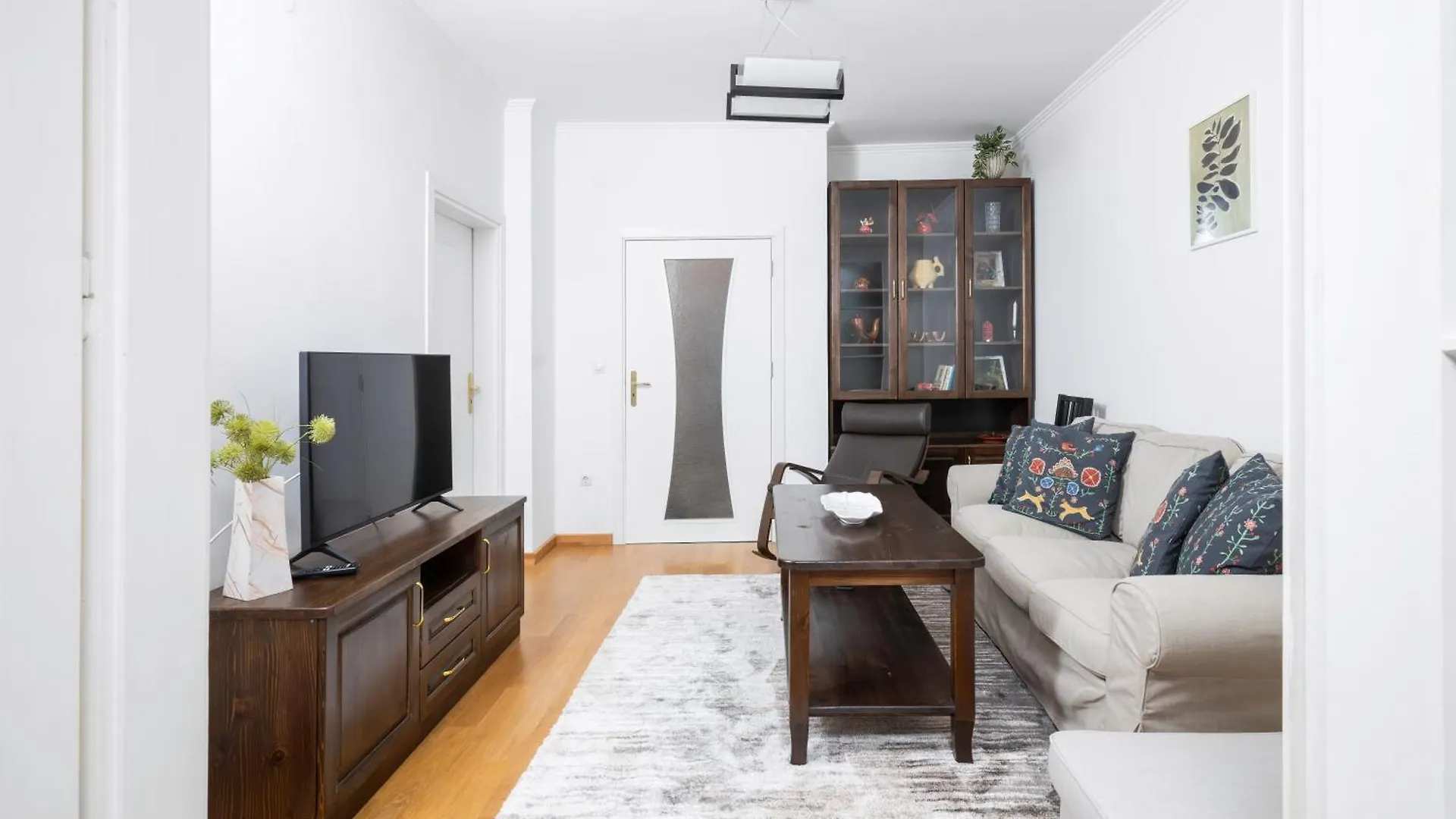 1Bd Flat With Desk On Russian Monument Square Apartment Sofia 0*,  Bulgaria